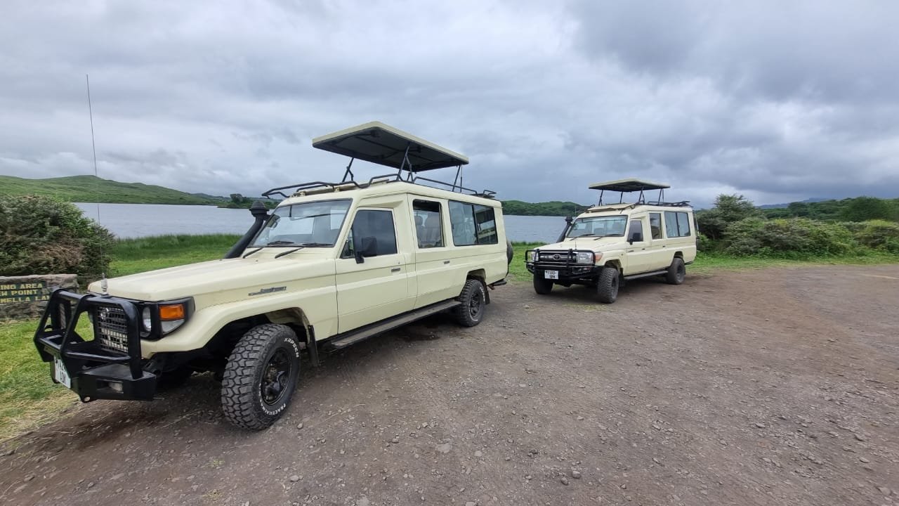 Top Guide Adventures safari vehicle