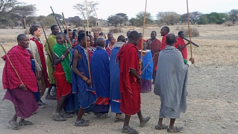 Best Lake Eyasi Tours and Cultural Safari Experiences
